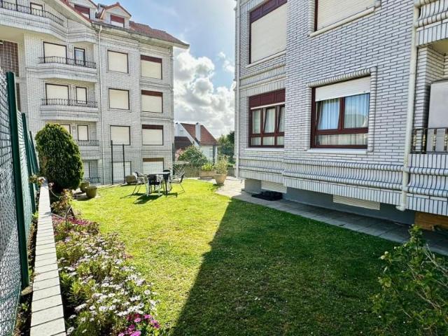 Piso en venta en Noja, Playa Trengandin