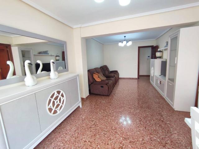 Piso en Venta en Nou Moles
