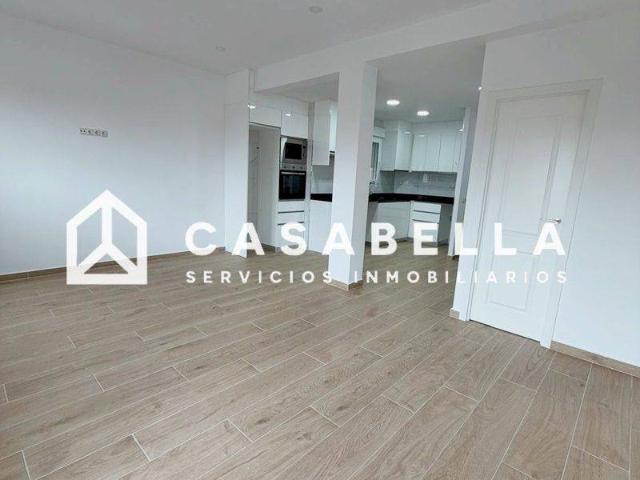 Piso en Venta en Nou Moles