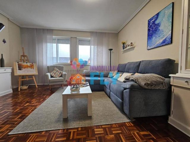 Piso en Venta en Ourense