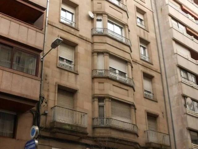 Piso en Venta en Ourense