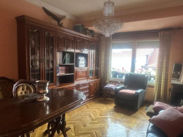 Piso en venta en Ourense, Casco Viejo. Piso en venta en Doctor Marañón. Pisos.