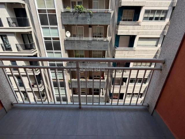 Piso en venta en Ourense, Centro. Pisos.
