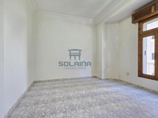 Piso en venta en Ourense, Centro. Pisos.