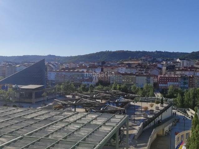 Piso en venta en Ourense, Centro. Pleno Centro Oportunidad Necesita Reforma. Pisos.