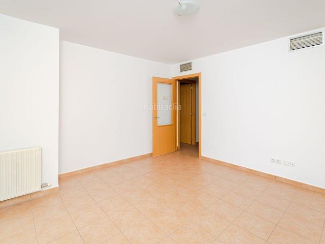 Piso en venta en Ourense, Barrocanes. Pisos.