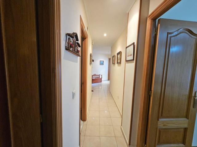 Piso en venta en Ourense, Universidad. OPORTUNIDAD EN EXCLUSIVA! SE VENDE PISO EN AVENIDA DE BUENOS AIRES. Pisos.