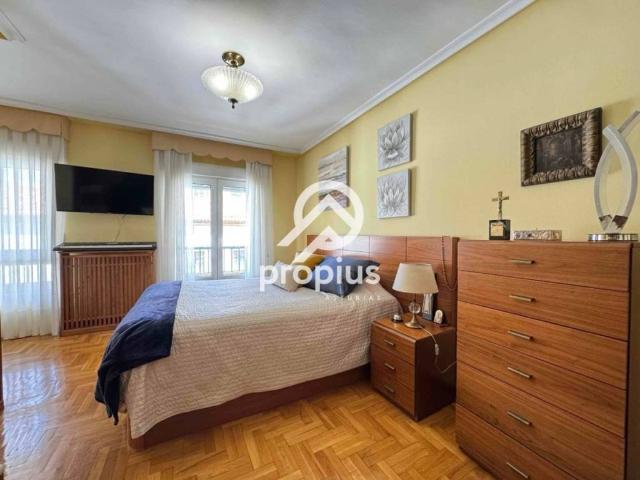Piso en Venta en Oviedo