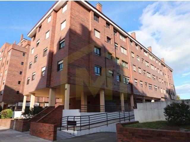 Piso en Venta en Oviedo