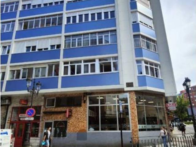 Piso en Venta en Oviedo