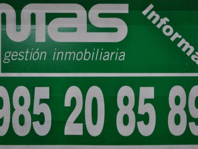 Piso en Venta en Oviedo