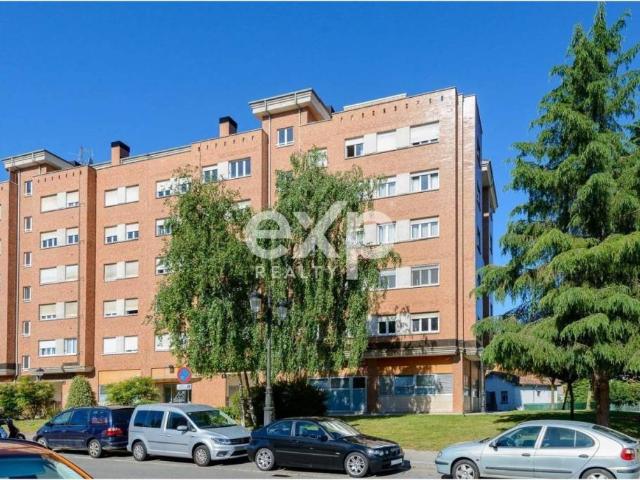 Piso en Venta en Oviedo