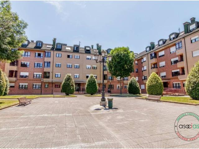 Piso en Venta en Oviedo