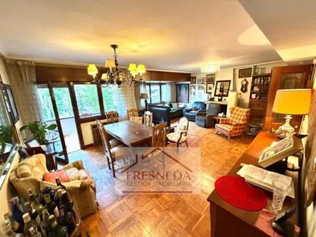 Piso en Venta en Oviedo