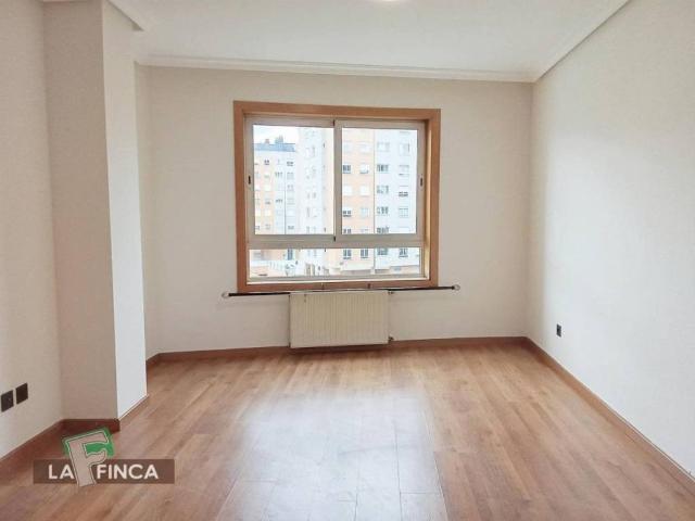 Piso en Venta en Oviedo