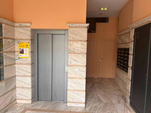 Piso en venta en Oviedo, Teatinos Los Prados. PISO CON PLAZA DE GARAJE Y TRASTERO. Pisos.