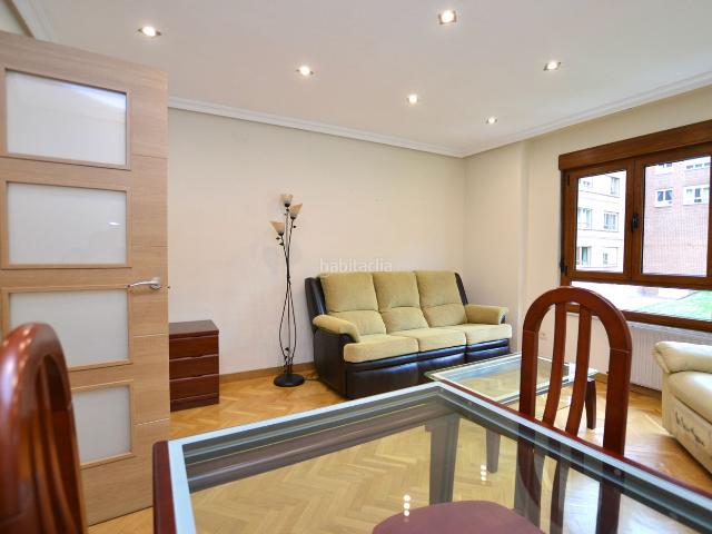 Piso en venta en Oviedo, Teatinos Los Prados. PISO EN TIRSO DE AVILÉS. Pisos.