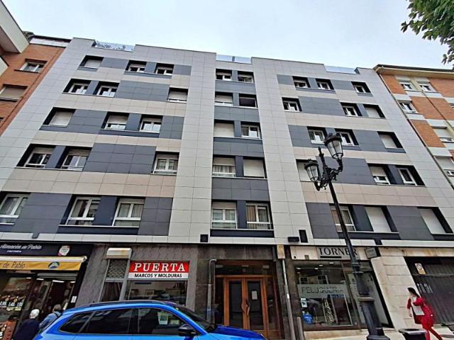 Piso en venta en Oviedo, El Cristo