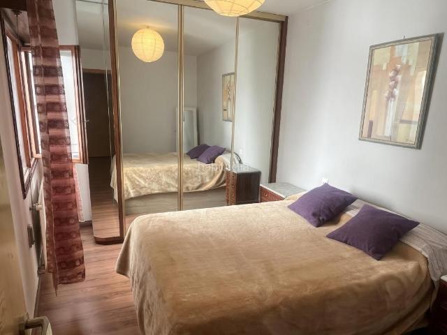 Piso en venta en Oviedo, Huca La Cadellada. AMPLIA VIVIENDA DE 3 HABITACIONES CON ASCENSOR JUNTO AL HUCA OVIEDO. Pisos.