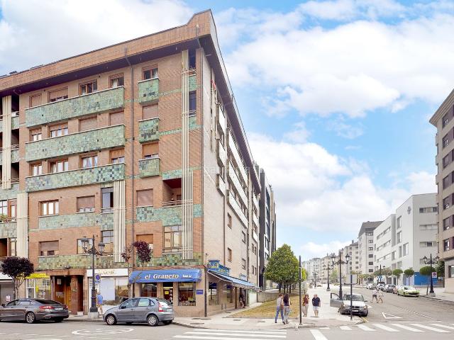 Piso en venta en Oviedo, Masip. ZONA MASIP, segunda planta, completamente EXTERIOR, amplias VISTAS y muy soleado. Excepcional oportunidad de inversión o adquisici. Pisos.