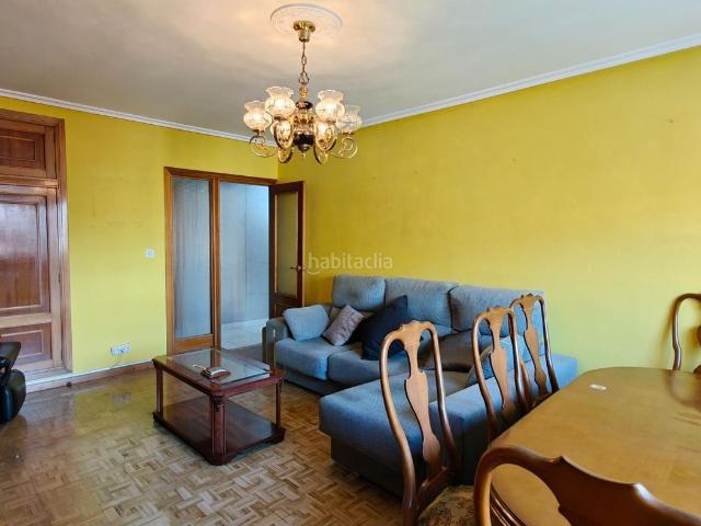 Piso en venta en Oviedo, Milán Pumarín. GRAN OPORTUNIDAD EN OVIEDO AMPLITUD, GARAJE Y UBICACIÓN ESTRATÉGICA JUNTO AL CENTRO. Pisos.