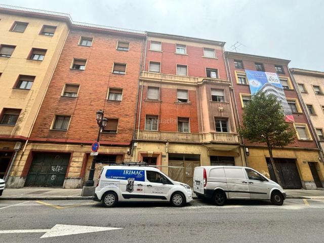 Piso en venta en Oviedo, Milán Pumarín. Pisos.