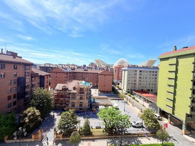 Piso en venta en Oviedo, Oviedo
