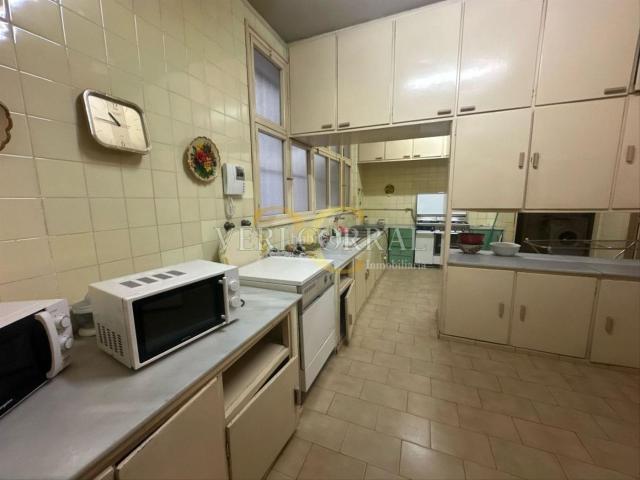 Piso en venta en Oviedo, Parque San Francisco Uría. Magnífico piso de 266m en la Calle Cervantes. Pisos.