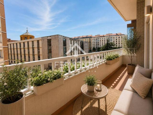 Piso en venta en Oviedo, Parque San Francisco Uría. Pisos.