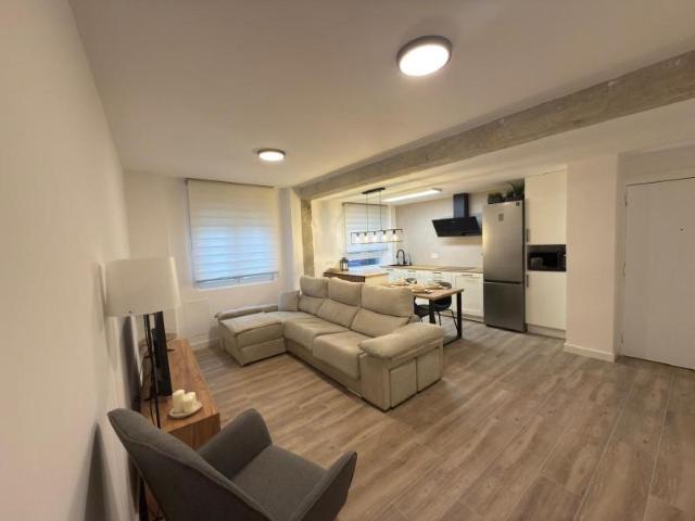 Piso en venta en Oviedo, Santo Domingo El Campillín