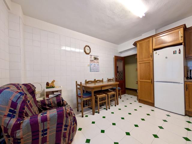 Piso en venta en Oviedo, Santo Domingo El Campillín. OPORTUNIDAD EN EL CENTRO HISTÓRICO DE OVIEDO. Pisos.