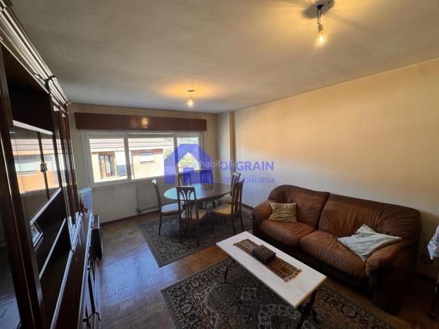 Piso en venta en Oviedo, San Claudio Trubia Las Caldas. PISO EN VENTA SAN CLAUDIO. TRES DORMITORIOS CON GARAJE Y TRASTERO. Pisos.