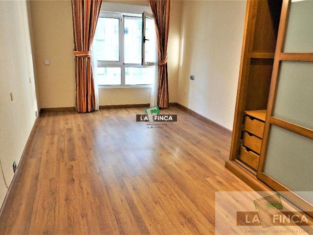 Piso en venta en Oviedo, Salesas Foncalada Campoamor. OviedoPiso. Pisos.