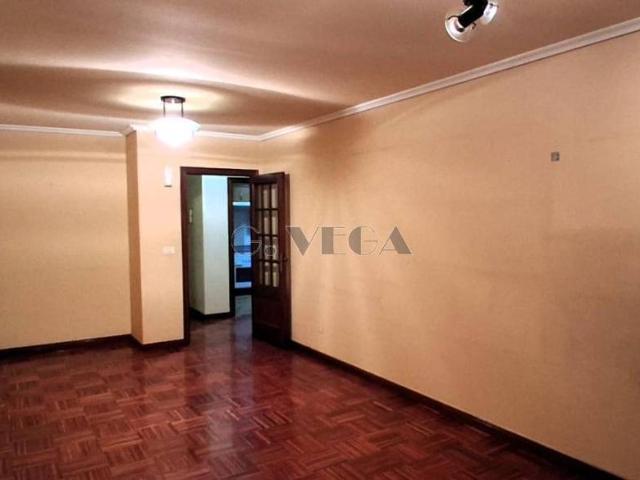 Piso en Venta en O Castro