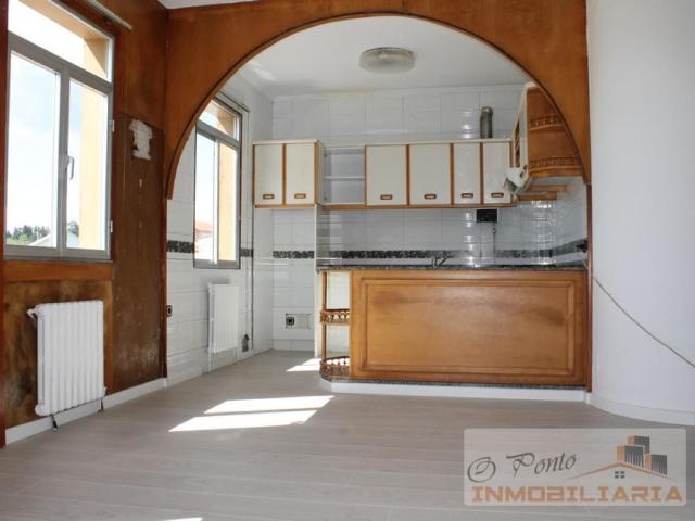 Piso en Venta en O Feal Xubia