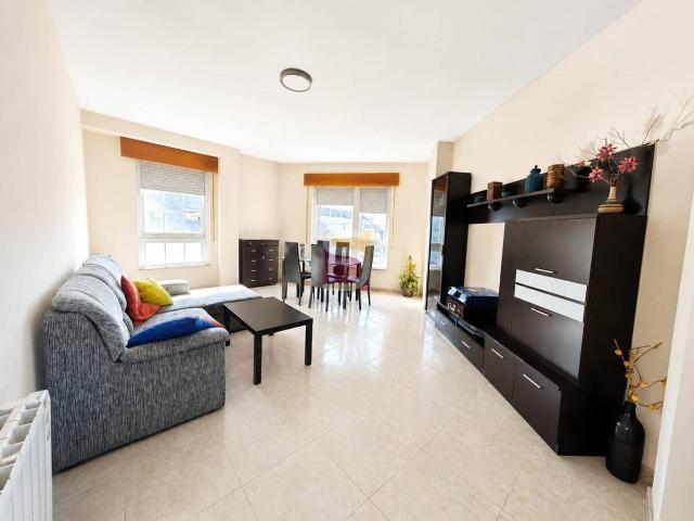 Piso en Venta en O Rosal