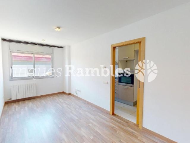 Piso en venta en Òdena. Pisos.