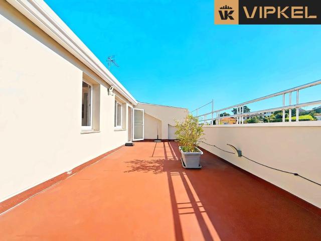 Piso en venta en Oleiros La Coruña