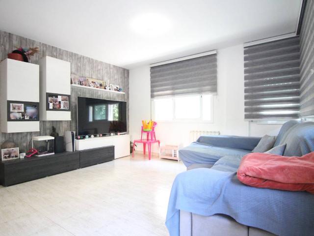 Piso en Venta en Olesa de Montserrat