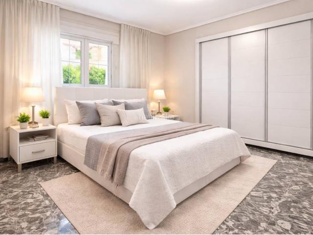 Piso en venta en Oliva, Oliva Pueblo. Amplio piso 4 sin ascensor reformado, para entrar a vivir, en gran zona. Pisos.