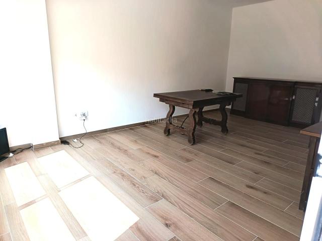 Piso en venta en Oliva, Oliva Pueblo. Excelente piso céntrico en el pueblo de Oliva. Pisos.