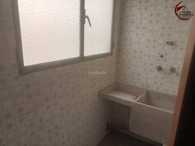 Piso en venta en Oliva, Oliva Pueblo. Piso amplio y económico en zona muy solicitada de Oliva!. Pisos.