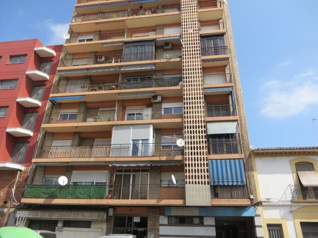 Piso en Venta en Oliva pueblo