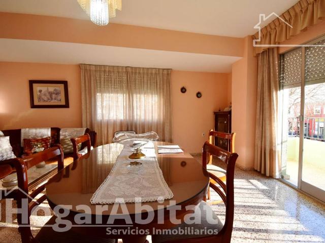 Piso en Venta en Oliva pueblo