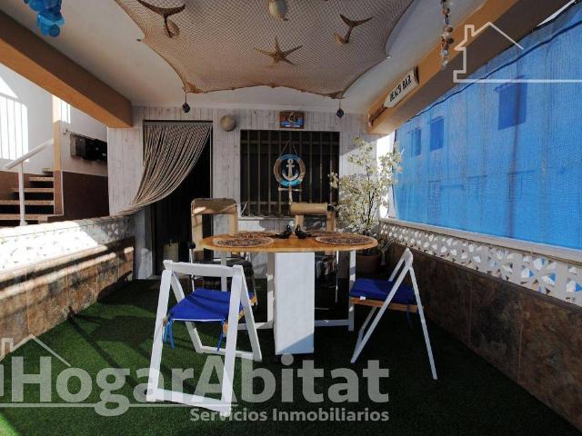 Piso en Venta en Oliva