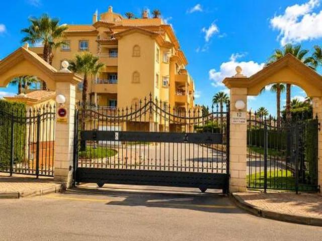 Piso en Venta en Oliva