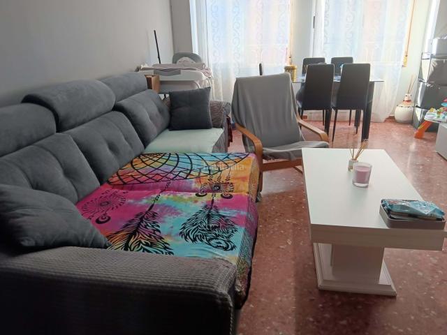 Piso en venta en Onda. Pisos.