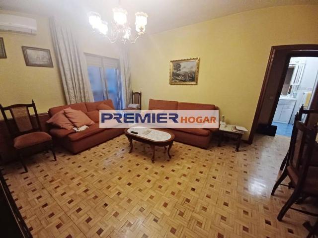 Piso en Venta en Opañel
