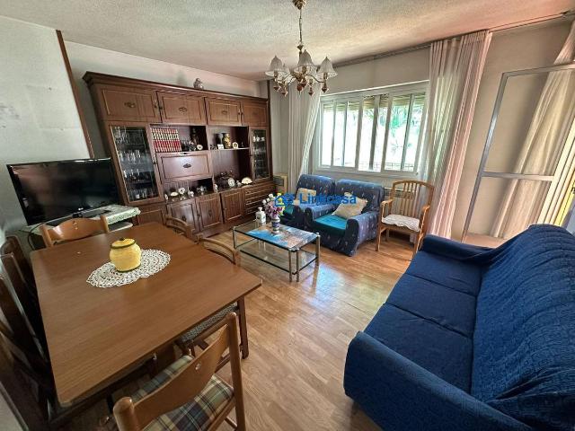 Piso en Venta en Opañel