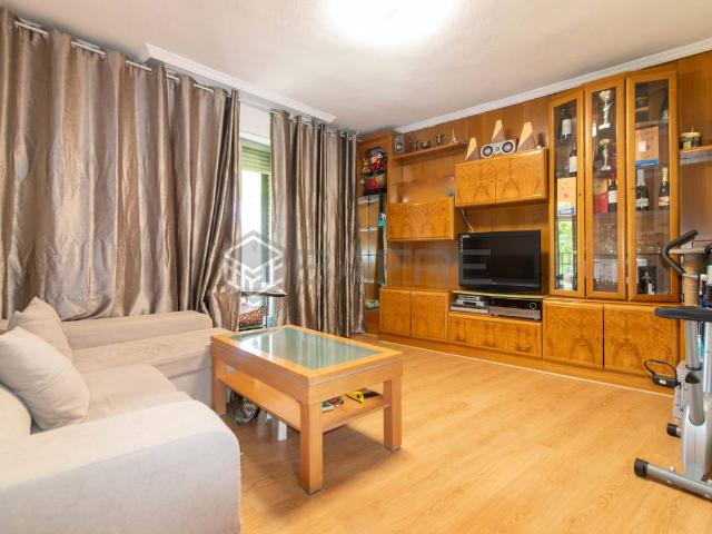 Piso en Venta en Opañel